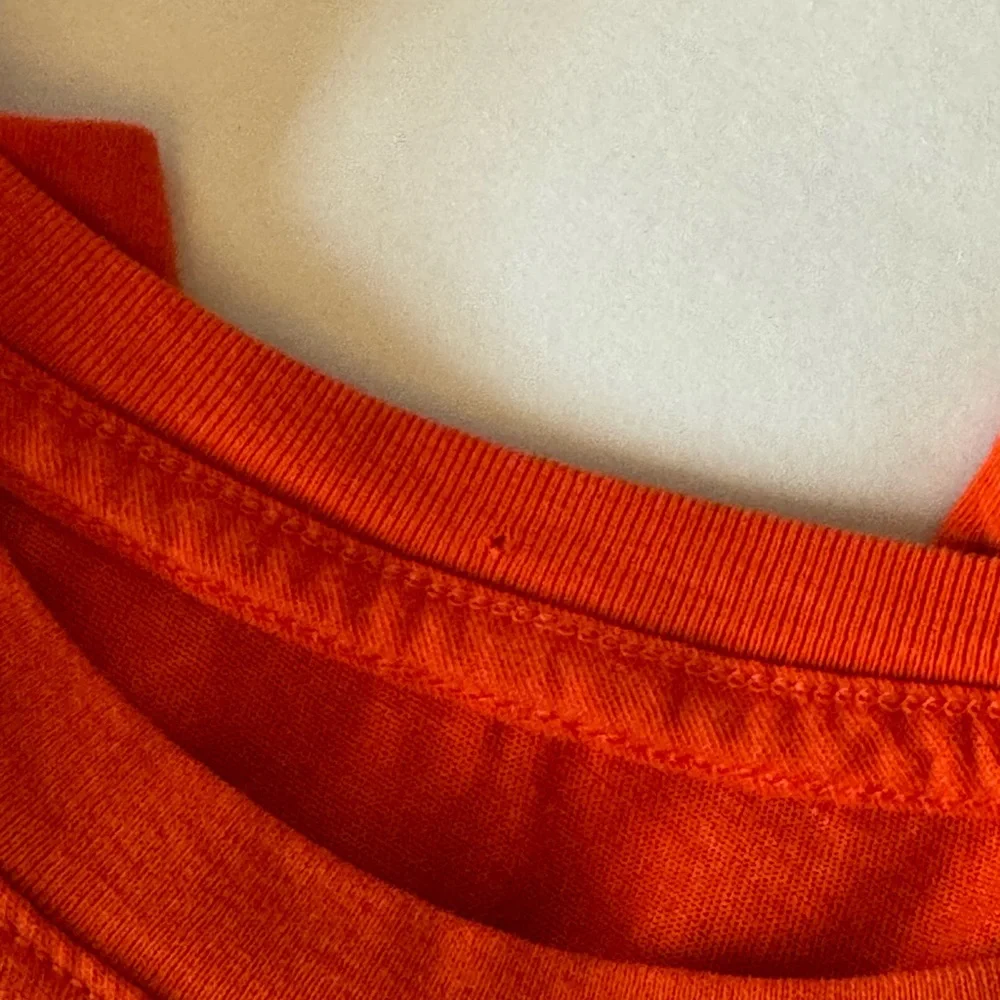 Nike Dri Fit Orange Tee Size Medium Athletic Logo Swoosh Shirt - Picture 8 of 9